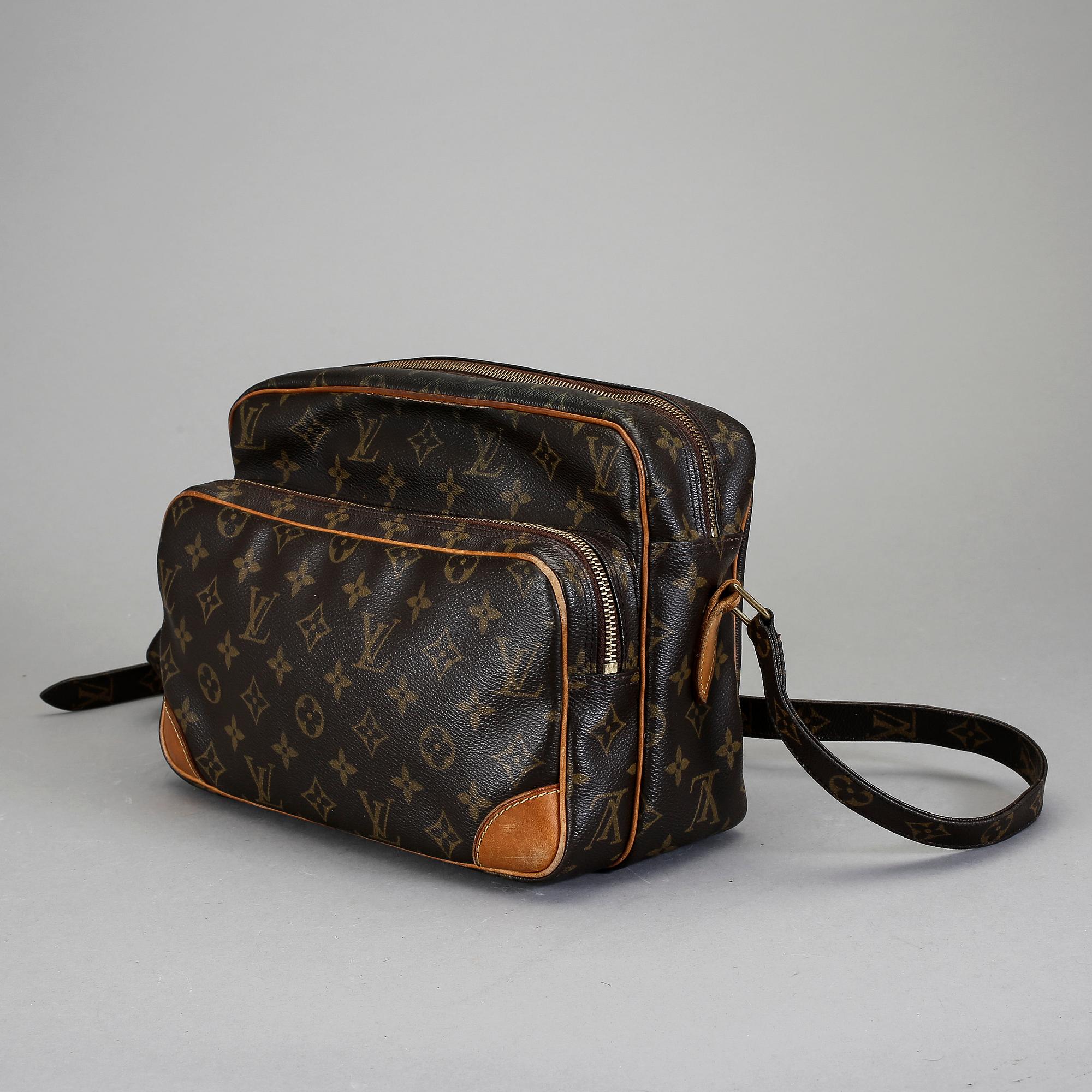 VÄSKA, "Nile", Louis Vuitton.