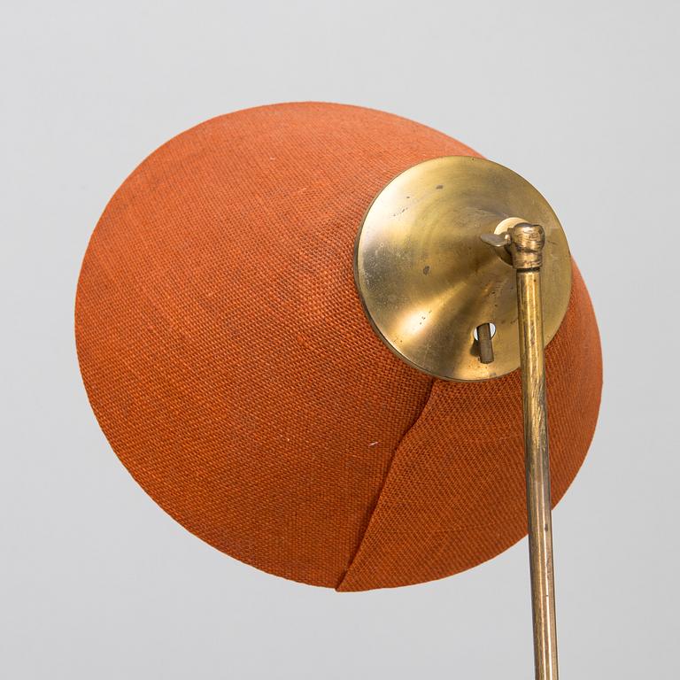 A mid 20th century floor lamp.