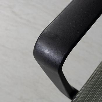 Charles & Ray Eames, kontorsstol "EA 108" för Vitra, 2015.