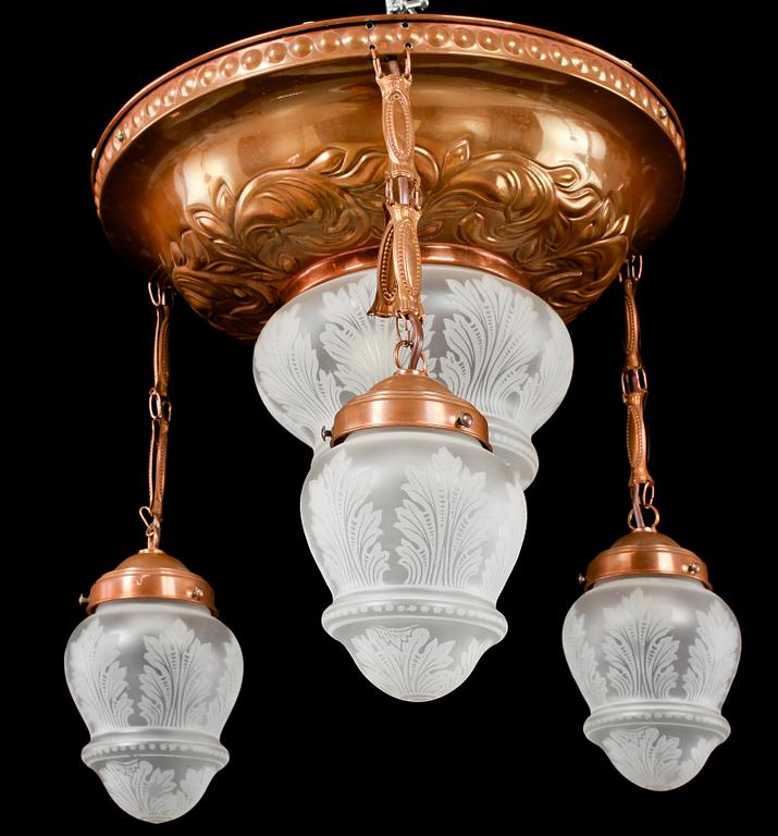 TAKLAMPA, jugend, 1900-talets första del. Höjd 45 cm.