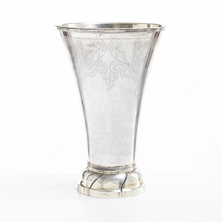 A Swedish early 19th century parcel-gilt silver beaker, mark of Olof Hellbom, Stockholm 1810.