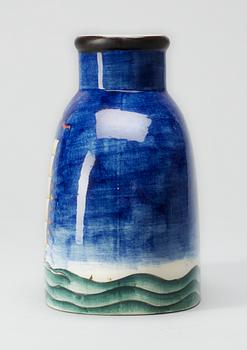 A Richard Ginori creamware vase, Milano, Italy.
