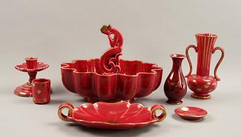 PARTI FAJANS, ca 40 delar. "Röd rubin" design bl.a Artur Percy, Gefle.