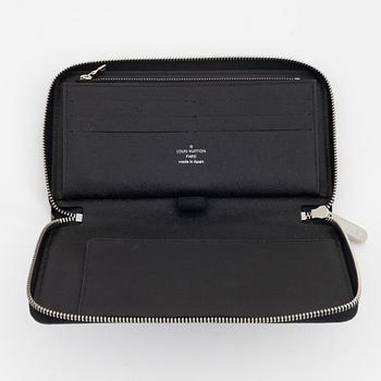 Louis Vuitton, a Damier Graphite 'Organizer Poche', 2010.