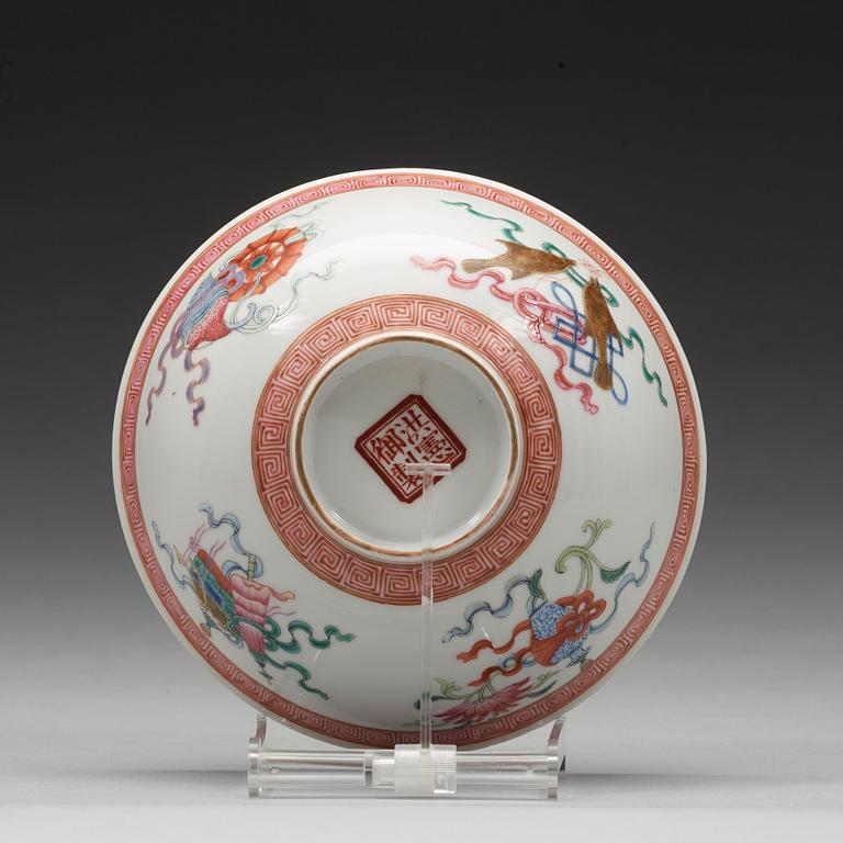 A Chinese bowl, Republic, 20th century with a Hongxian  mark.