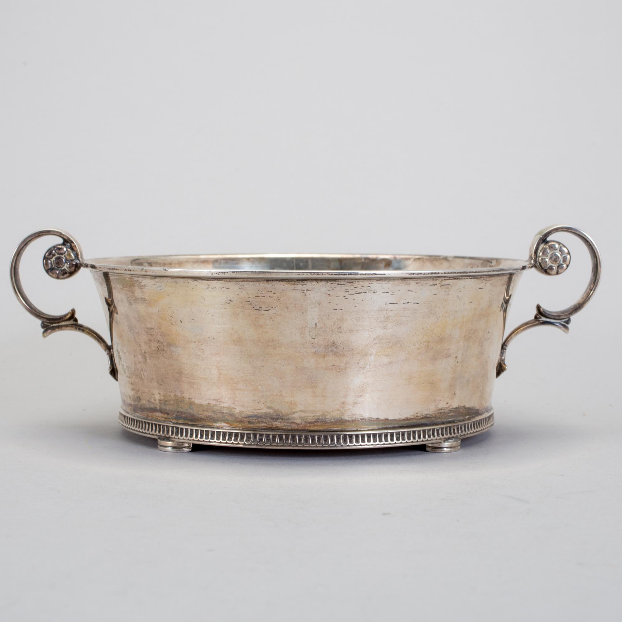 SKÅL, silver, WA Bolin, Stockholm 1938. Vikt 485 g.