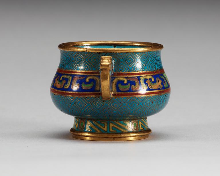 MINIATYRRÖKELSEKAR, cloisonne. Qing dynastin, 17/1800-tal.