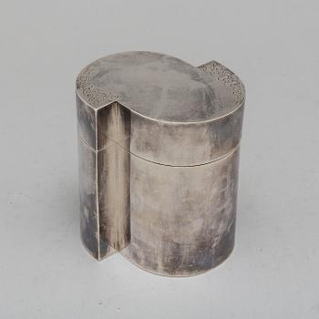 ATELIER BORGILA, a sterling silver jar with cover, Stockholm, 1971, 604 grams.