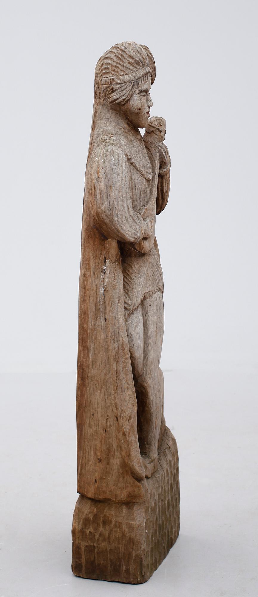 SKULPTUR, skuret trä, otydligt signerad, 1900-talets första hälft.