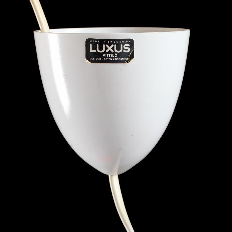 TAKLAMPA, Uno och Östen Kristiansson, Luxus, Vittsjö, 1900-talets andra hälft. Höjd ca 30 cm.