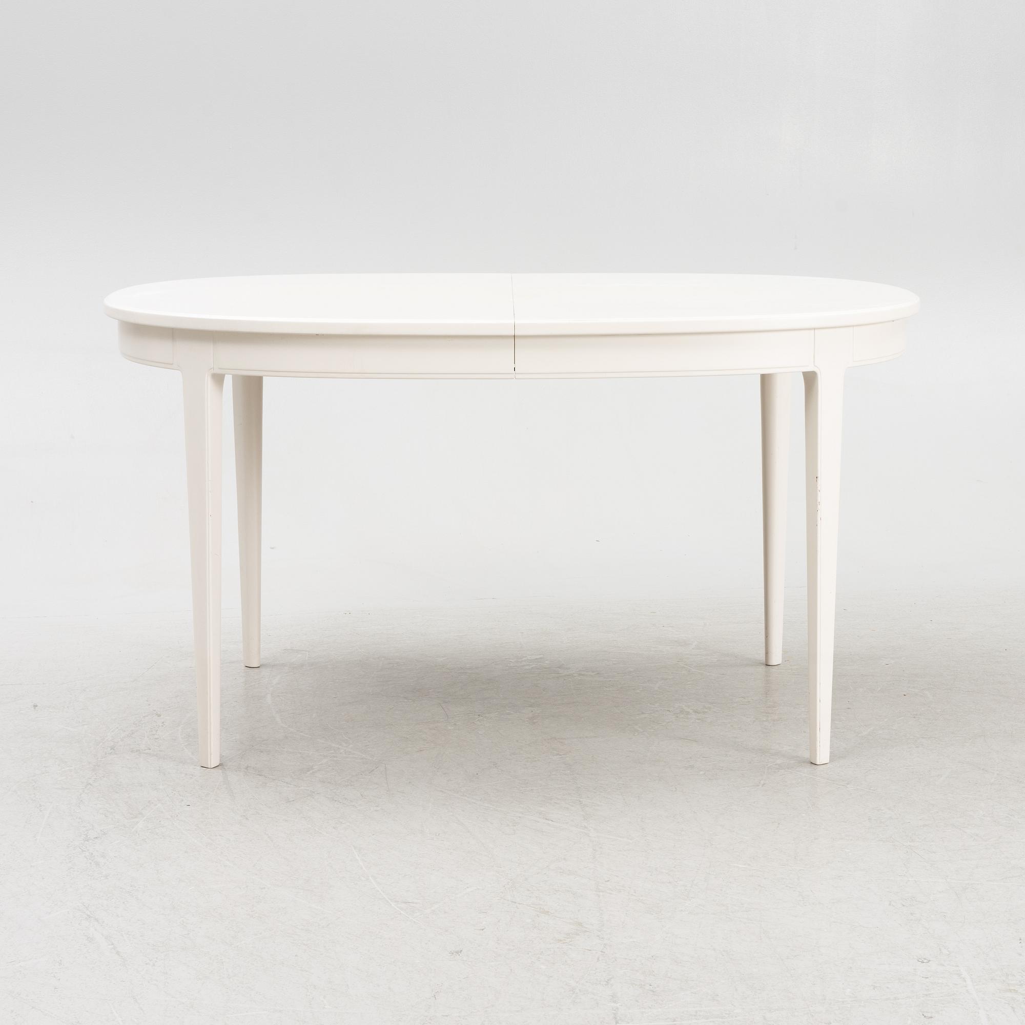 Carl Malmsten, matbord och stolar, 10 st samt karmstolar, ett par, "Herrgården", Bodafors, 1900-talets slut.