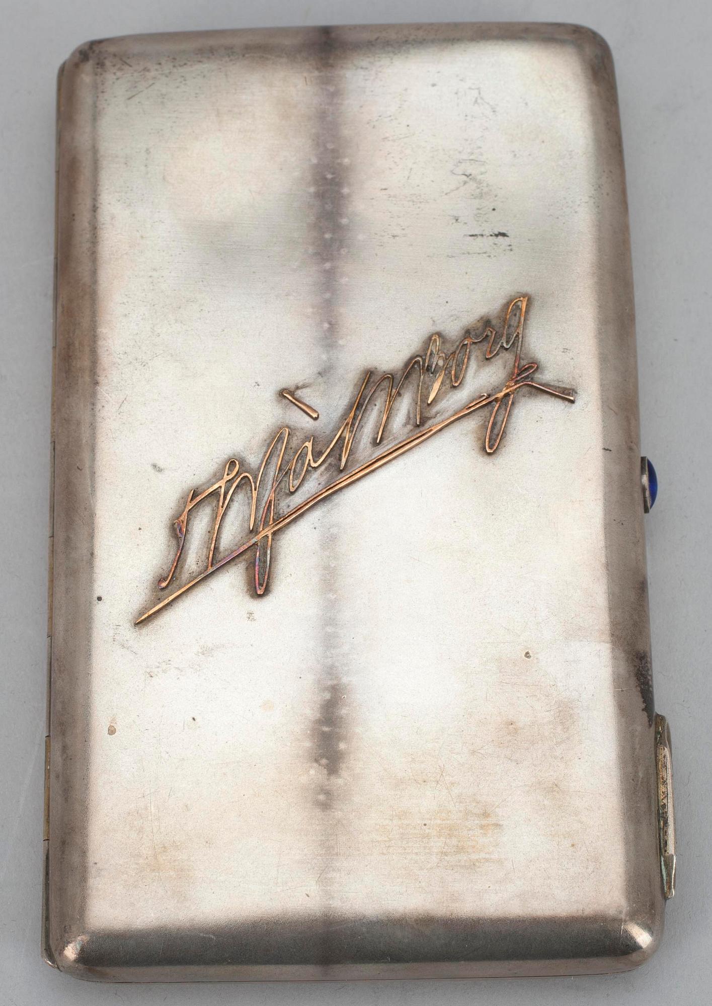 CIGARRETUI, silver, Ryssland. Vikt ca 235 g.