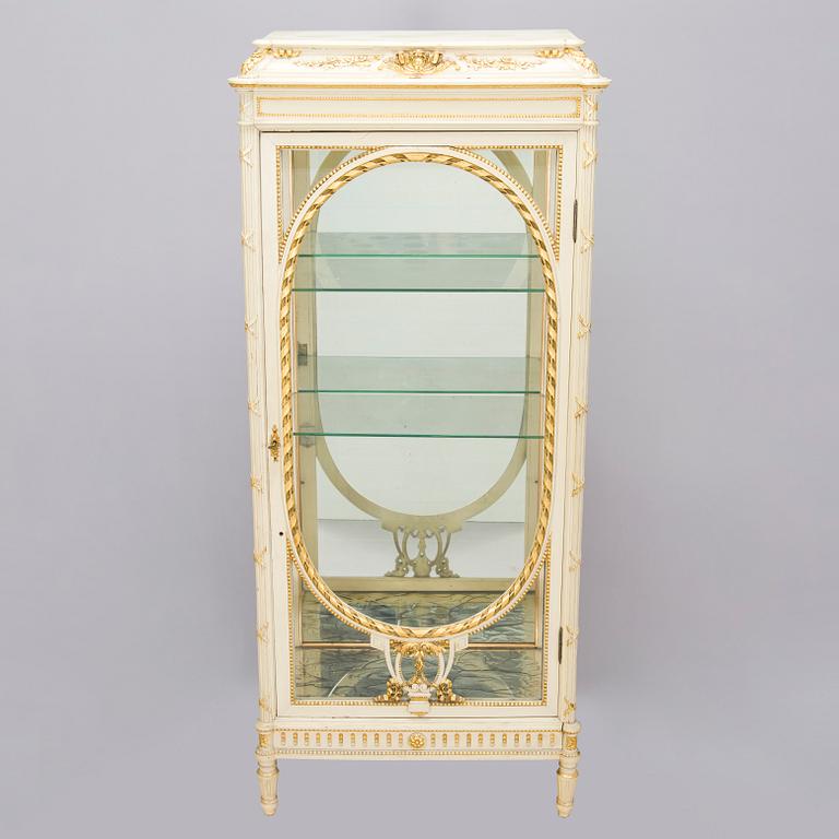 A late Gustavian style cabinet/display cabinet, early 20th century.