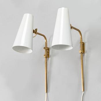 Paavo Tynell, a pair mid-20th century '9459' wall lights for Idman.