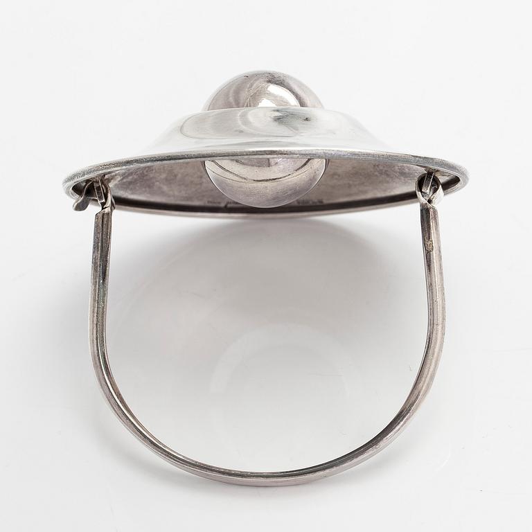 Owe Johansson, a sterling silver bangle, Finland.