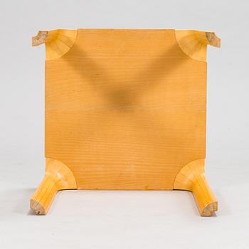 Alvar Aalto,  pall X601, Artek 2000-tal.