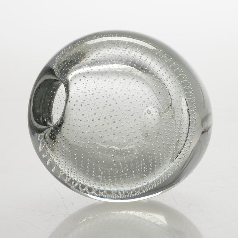 Gunnel Nyman, vas, modell "GN 17", signerad G. Nyman Nuutajärvi Notsjö -53.