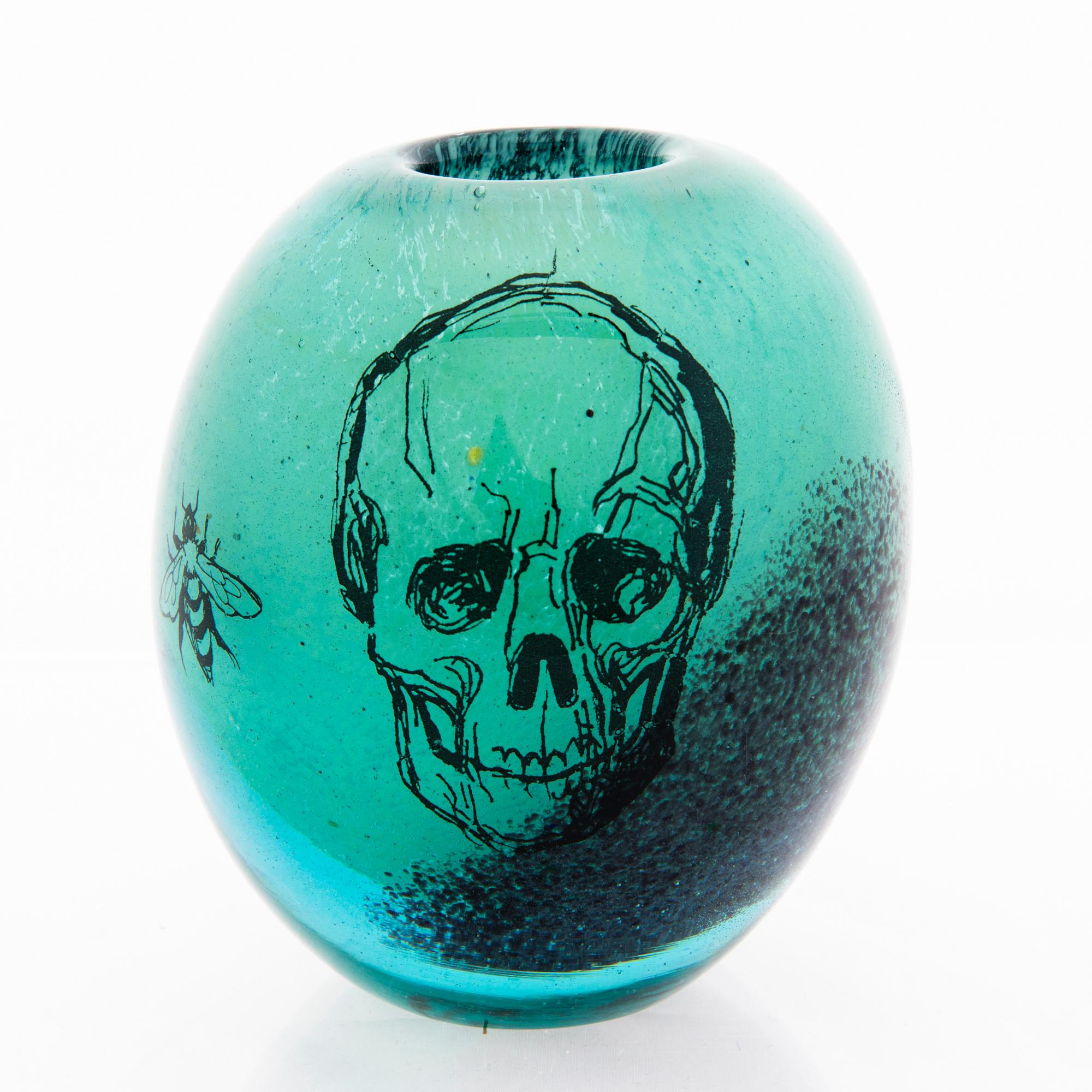 ELLA VARVIO, A glass vase/ sculpture, signed Ella Varvio 2016.