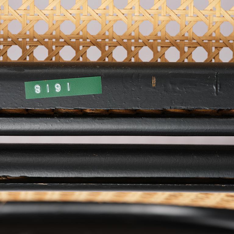 Jan Bocan, fåtöljer, ett par, Thonet, utförda för Tjeckoslovakiska ambassaden, Stockholm, 1972.