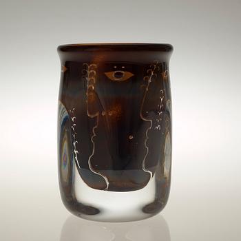 An Ingeborg Lundin ariel glass vase, Orrefors 1971.