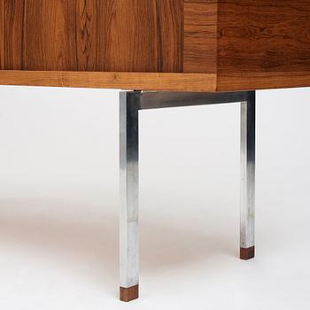 Hans J. Wegner, skåp, "President", Ry Møbler, Danmark, 1962.
