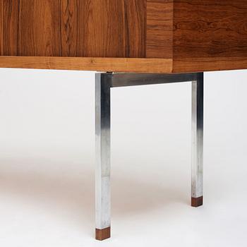 Hans J. Wegner, a 'President', cabinet, Ry Møbler, Denmark 1962.