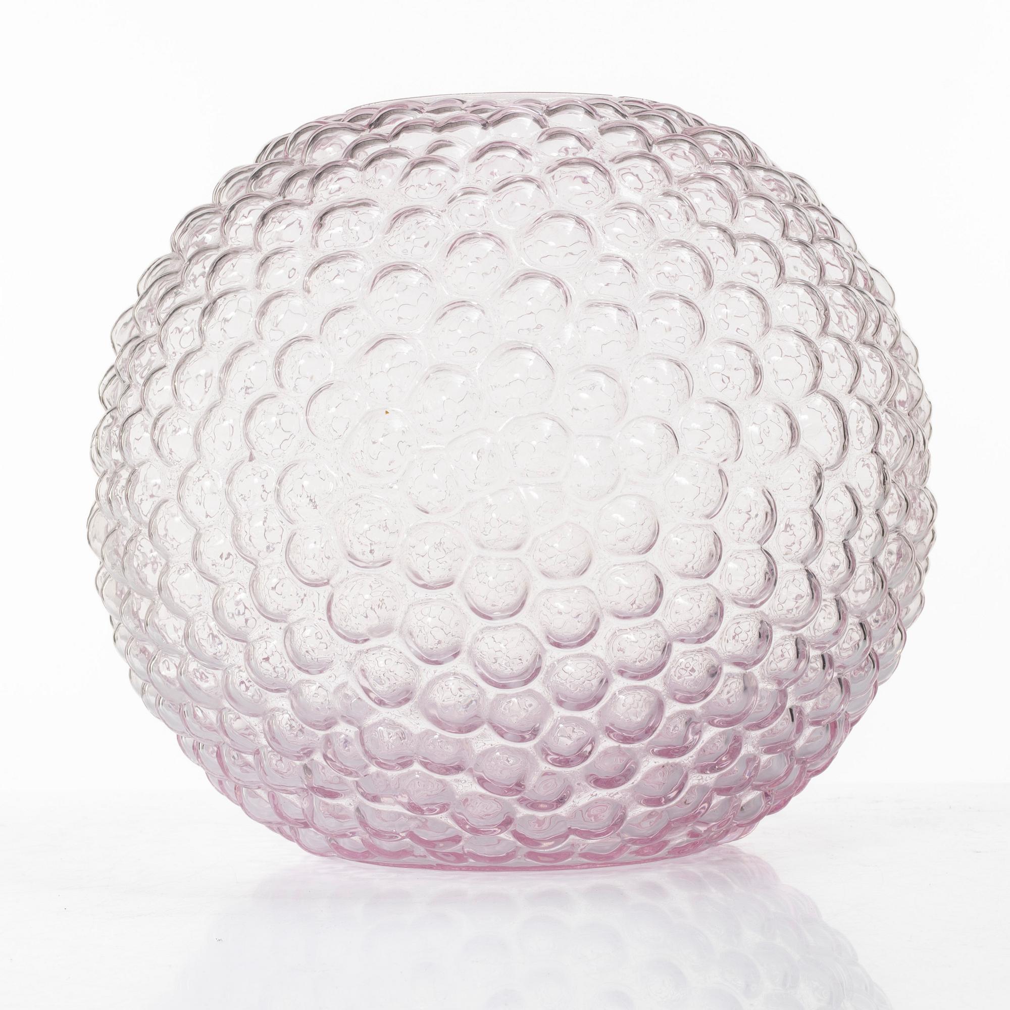 Carina Seth Andersson, Vase, “Dagg”, Firma Svenskt Tenn.