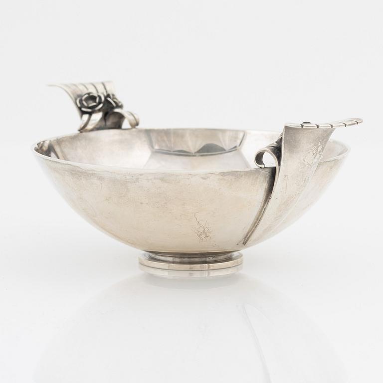 Atelier Borgila, a silver bowl, Stockholm, 1935.
