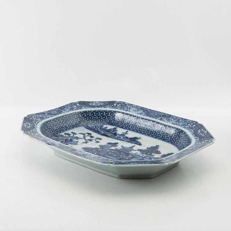 Terrin med lock och fat Kina Qianlong (1736-95) porslin.