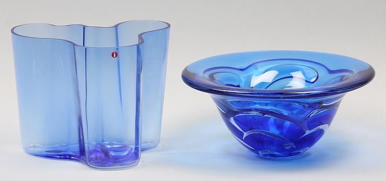 VAS SAMT SKÅL, glas, Alvar Aalto, Iittala resp Lars Hellsten, Orrefors. Sign.