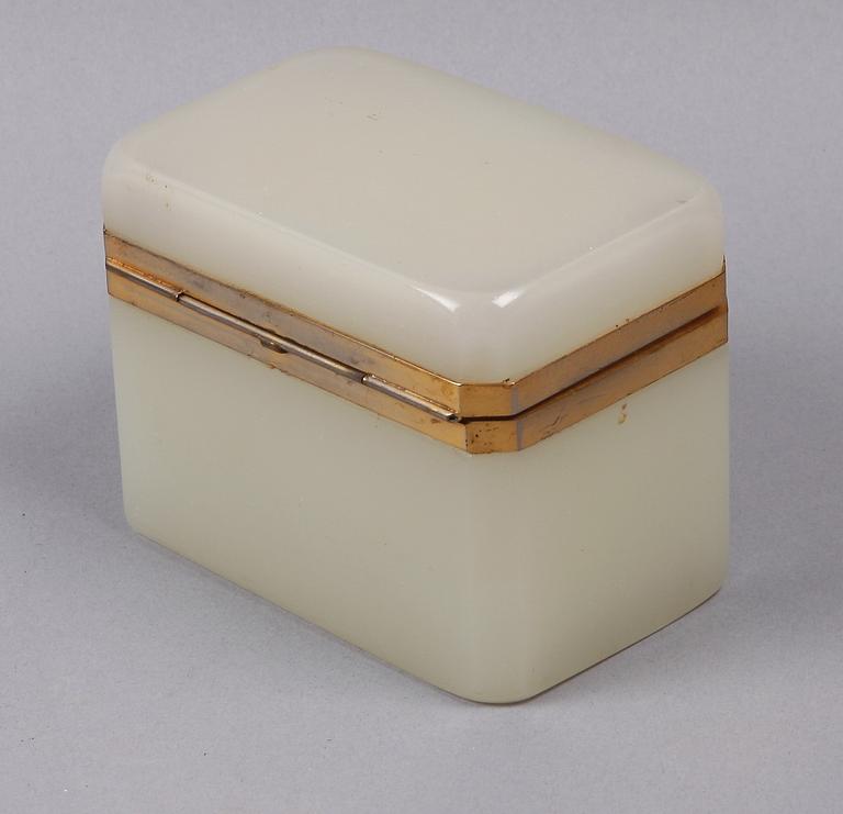 SKRIN, glas och mässing, enl uppgift inköpt på Svenskt Tenn.