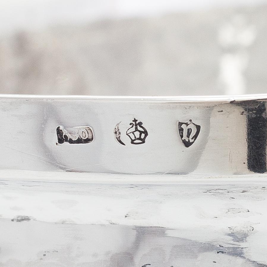 An early 20th-century silver bowl, maker's mark of L. Neresheimer & Co, Hanau, Germany .