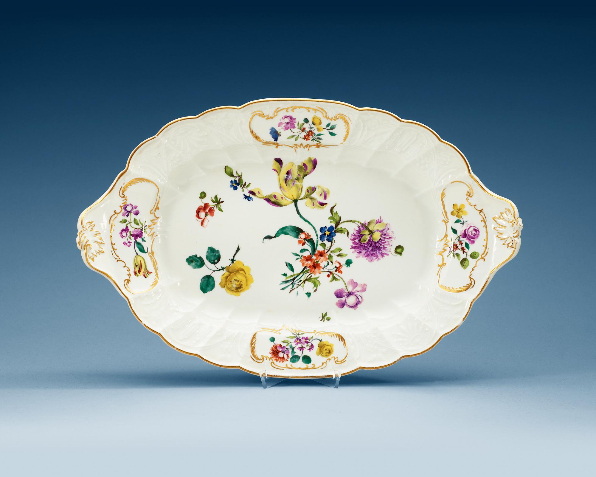BRICKA/FAT, porslin. Meissen, 1700-tal.