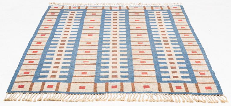 Sigvard Bernadotte, a carpet, flat weave, ca 230 x 160 cm, signed SB.