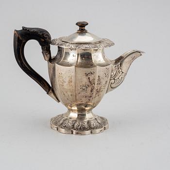 TEKANNA, Silver.