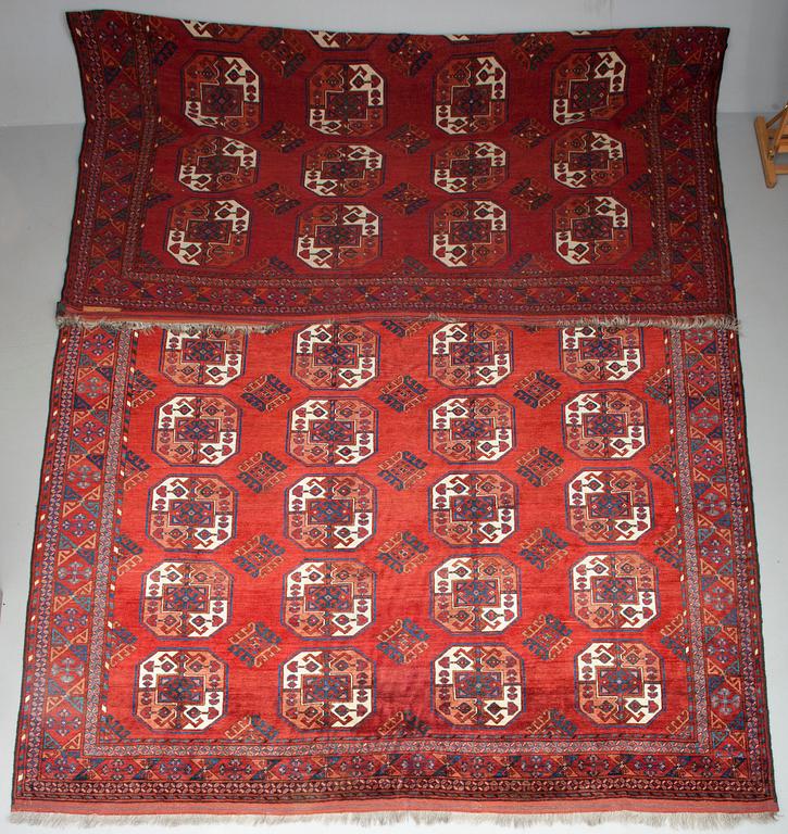 MATTA, orientalisk, ca 450x264 cm.