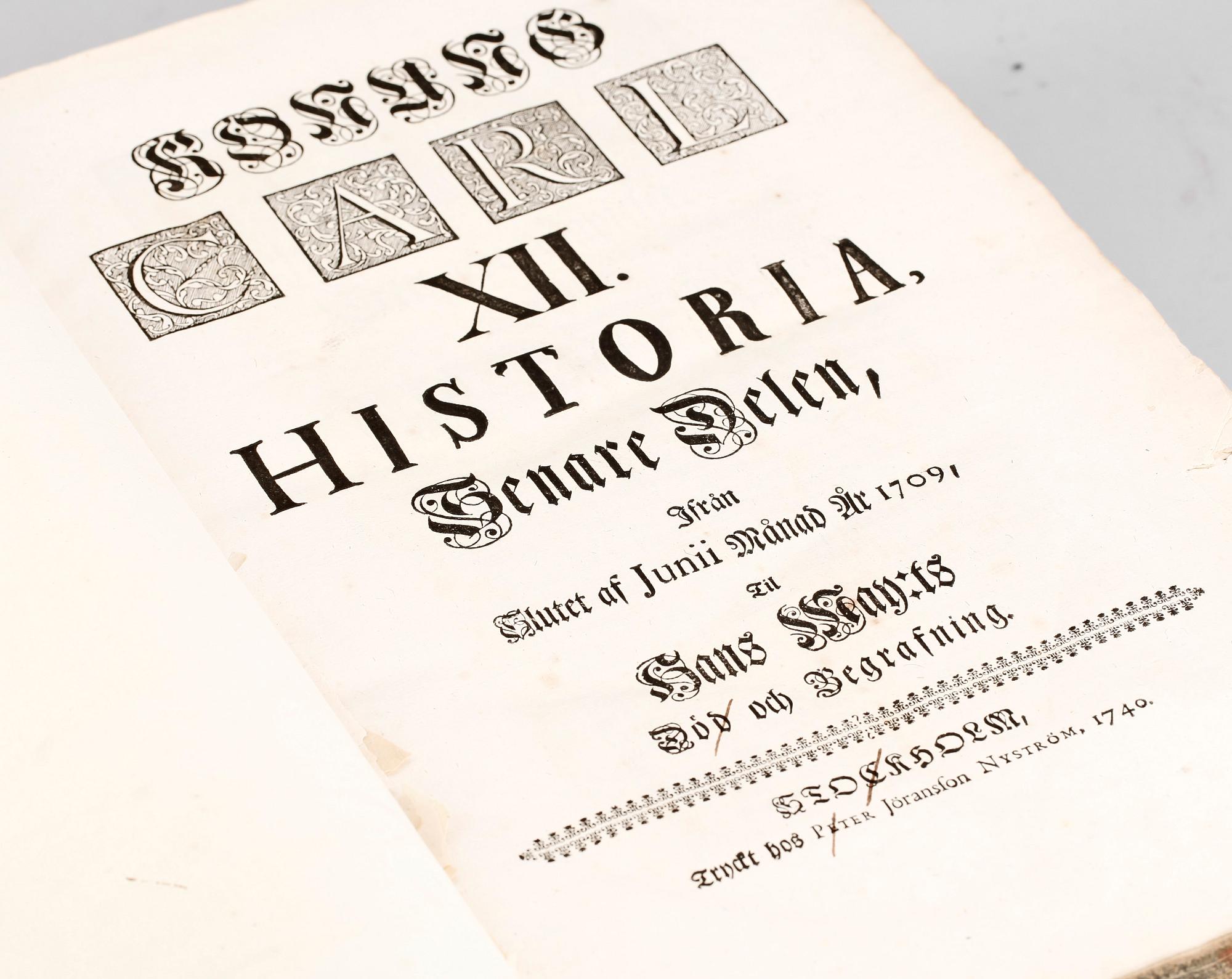 BÖCKER, 2 vol, "Konung Carl XII:tes historia", av J. Nordberg. Pet. Momma resp Peter Jöransson Nyström, Stockholm 1740.