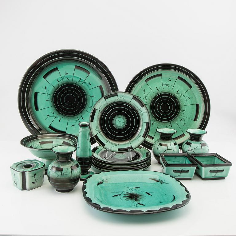 Ilse Claeson, 17 pcs glazed flintware, Rörstrand, first half of the 20th century.