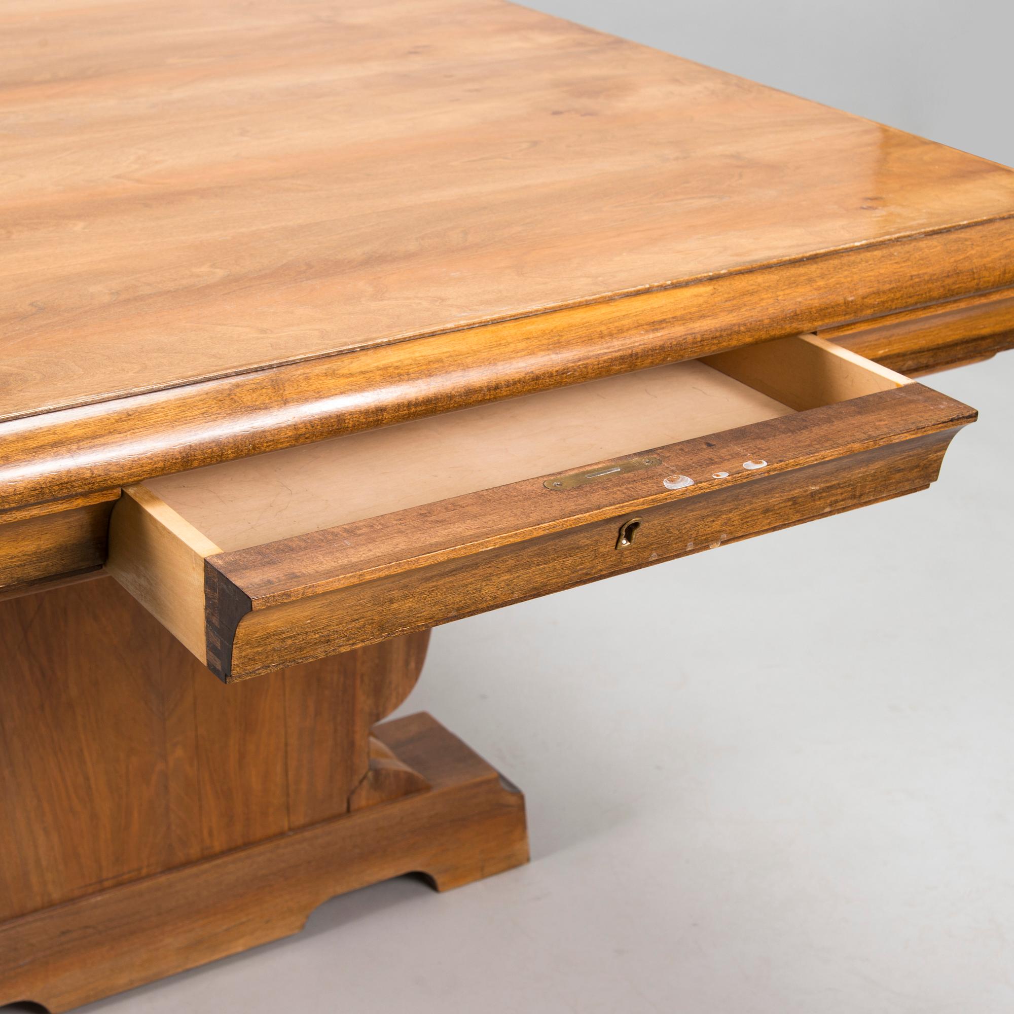 A 1920s conference table / dinner table.
