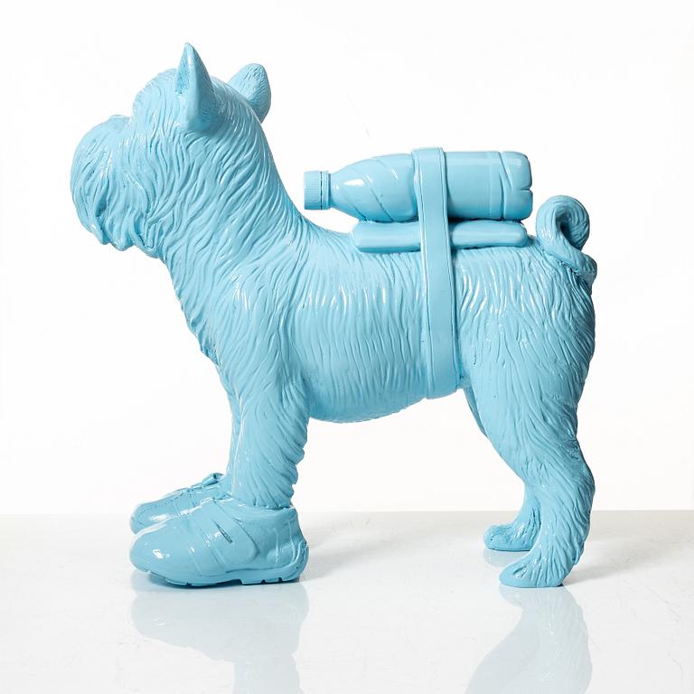 William Sweetlove, "Cloned Griffon Bruxellois with pet bottle" (Blue).
