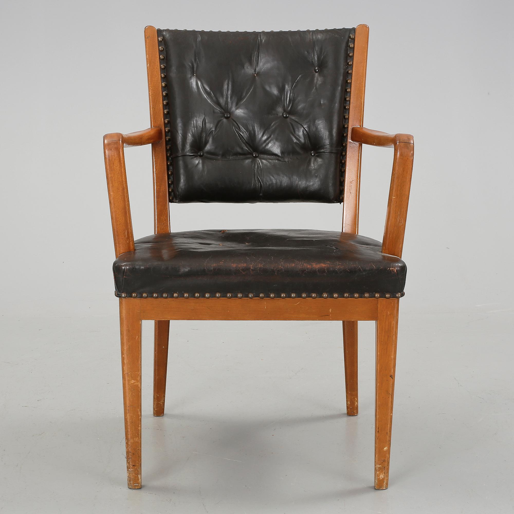 KARMSTOL, 1900-talets början.