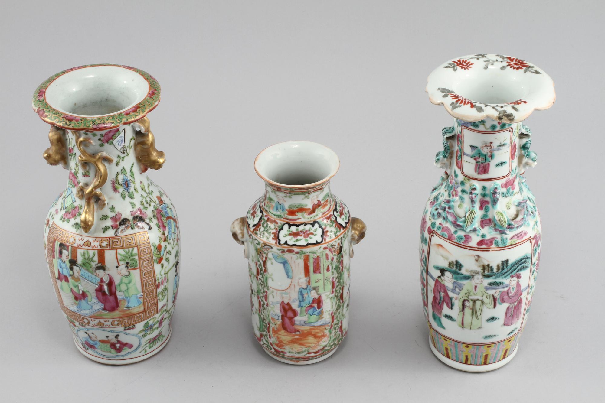 VASER, 3 st, porslin, Kina, troligen 1800-tal.