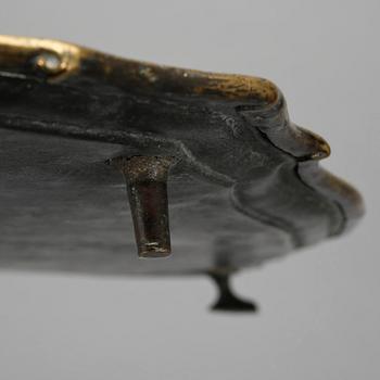 BRICKA, mässing, 1700-tal.