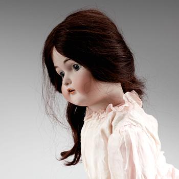 FLICKDOCKA. Biskvi. Simon & Halbig/Kämmer & Reinhardt 76. Tyskland, 1900-talets början.