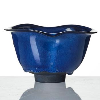 Wilhelm Kåge, two stoneware bowls, Gustavsberg Studio 1945.