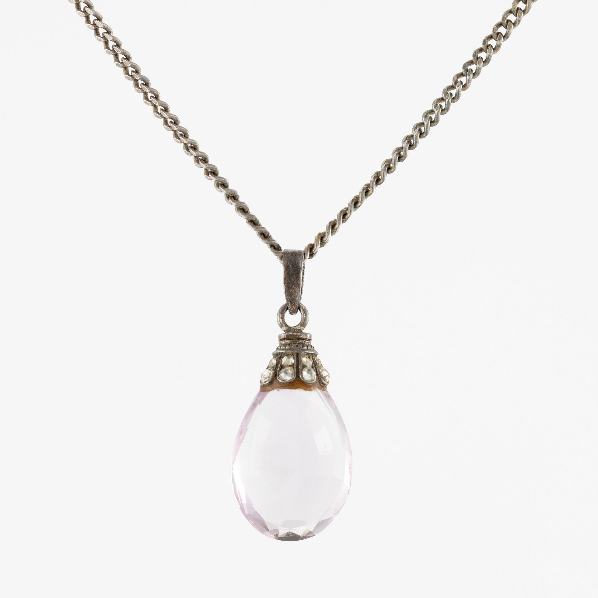 Necklace, silver with drop-cut amethyst and rose-cut diamonds.