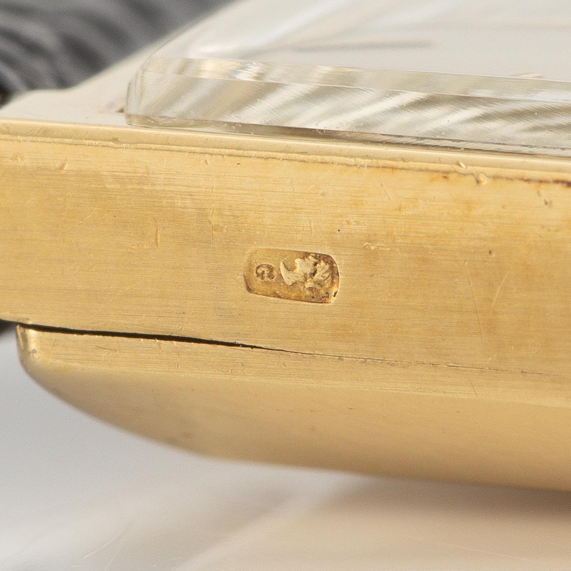 Audemars Piguet, "Tank", wristwatch, 17.5 x 17.5 mm.