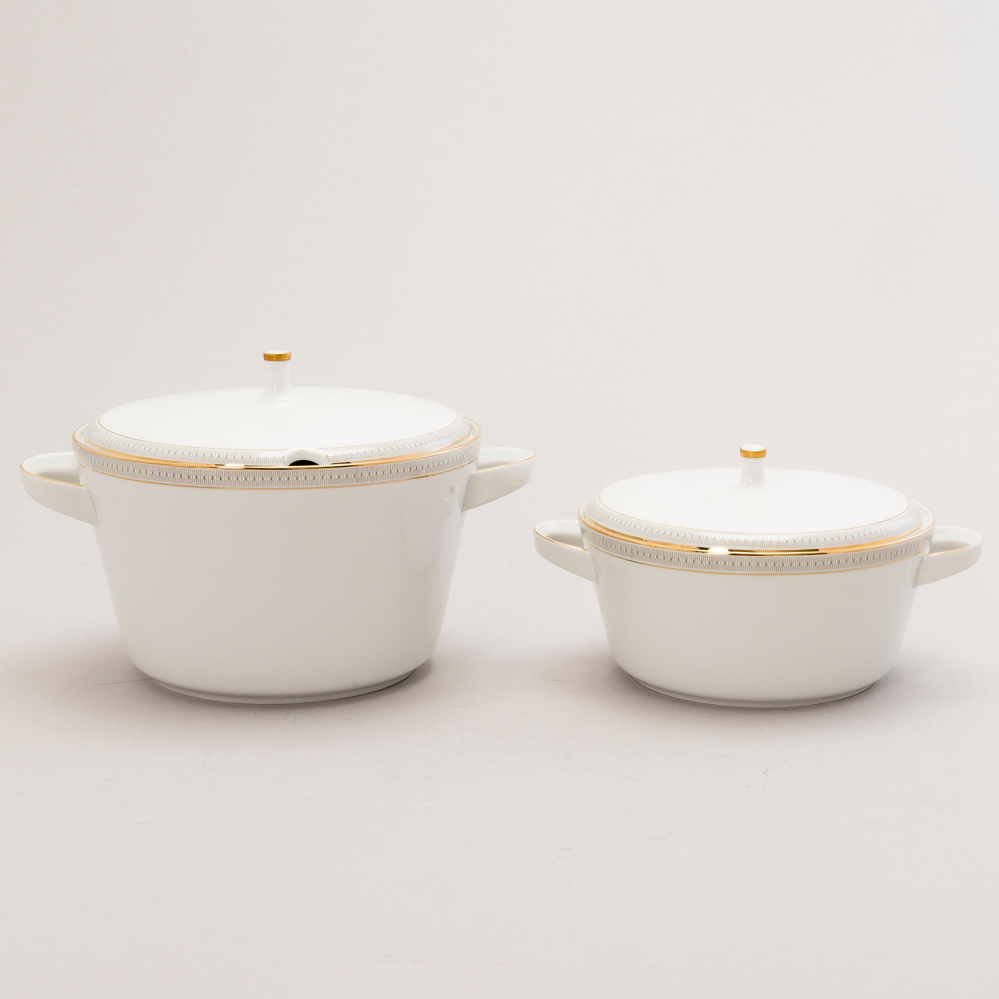 DINNERWARE, 61 pcs, 'Noblesse', porcelain, Hutschenreuther, Bavaria.
