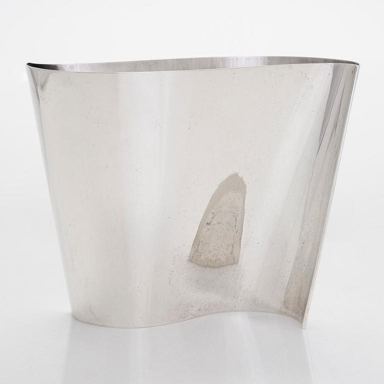 Pekka Piekäinen, vas, sterlingsilver, "Finlandia", Platinoro, Åbo.