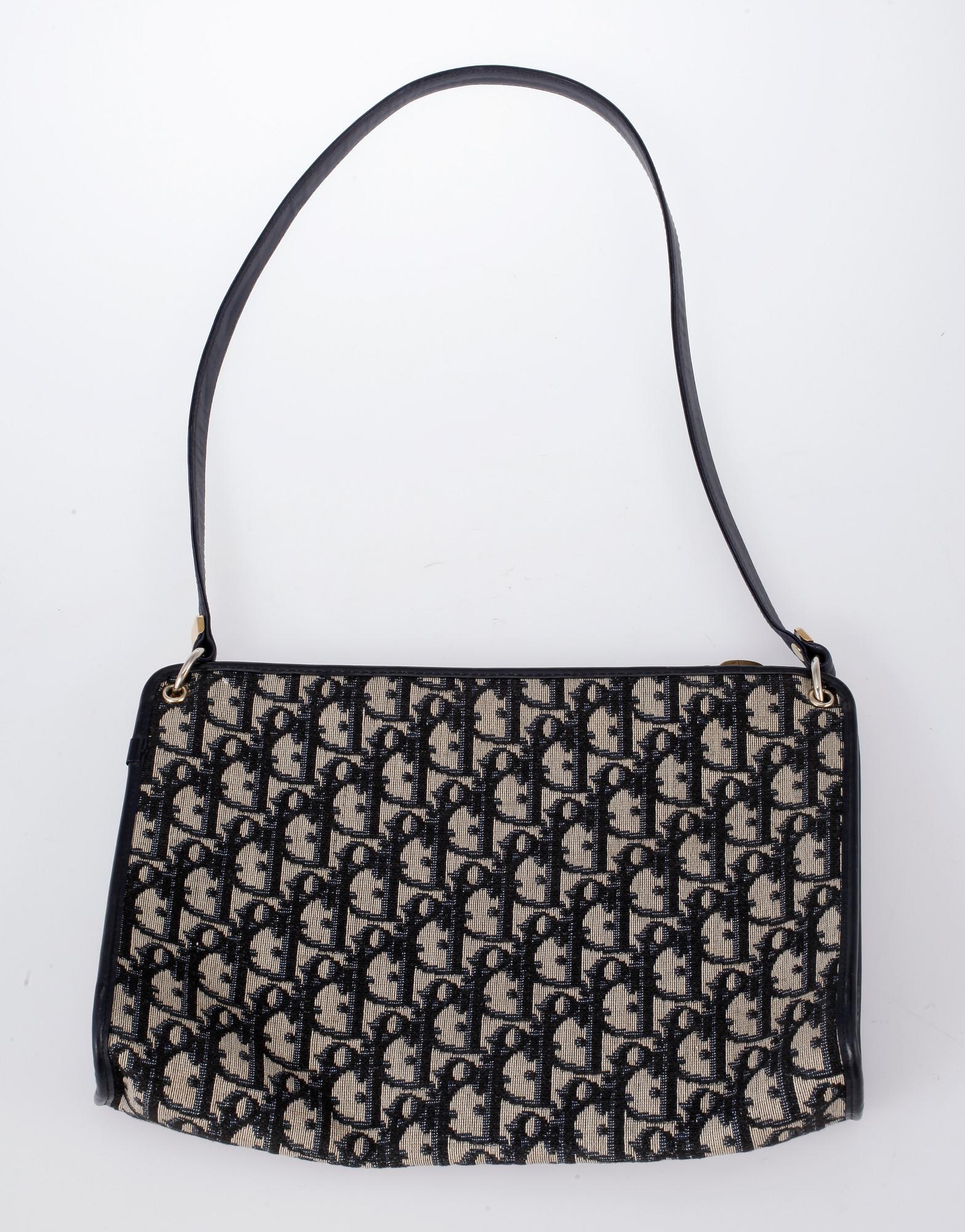 AXELREMSVÄSKA, Dior, 1970-tal.